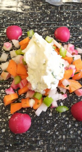 Tartare de légumes au chèvre frais