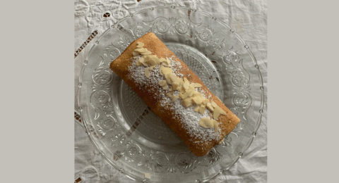 Bûche à l’ananas rôti et à la vanille