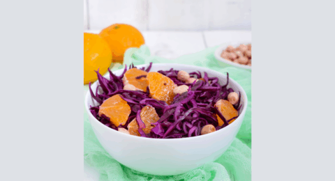 Salade de chou rouge et poireaux, à l’orange et au poulet