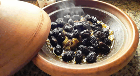 Tajine d’agneau aux pruneaux et amandes
